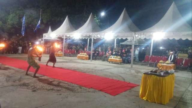 Tari Sulo-sulo Sumange Ramaikan HUT Ke-3 Komunitas NR-XR Bat Max Soppeng
