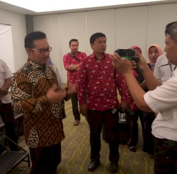 Kunjungan di Makassar, Kepala BKKBN Hasto Wardoyo: PLKB Harus Rela Sulit dan Menderita