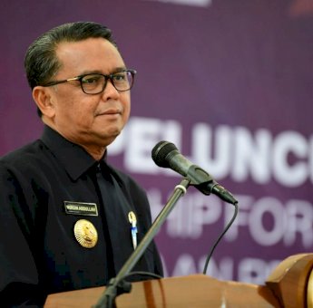 Gubernur Sulsel Ajak Kabupaten Kota Evaluasi Aturan Penghambat Investasi