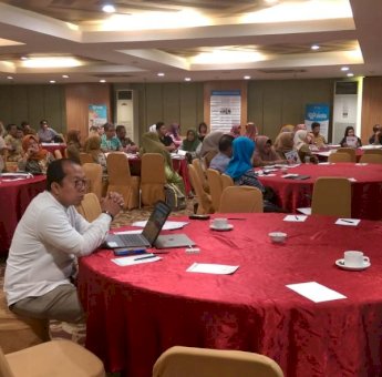 BKKBN Sulsel Bahas Pentingnya Peran Media Massa Dalam Sosialisasi KB