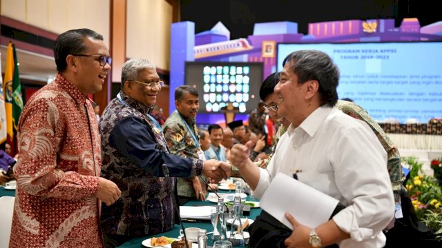 Di Depan Menteri PUPR, Nurdin Abdullah Paparkan Daerah Terisolir di Sulsel