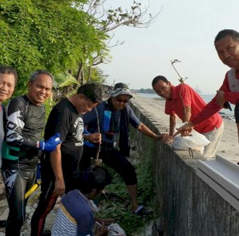 Hijaukan Pulau, Komunitas Ini Tanam Pohon di Pulau Gusung Tallang