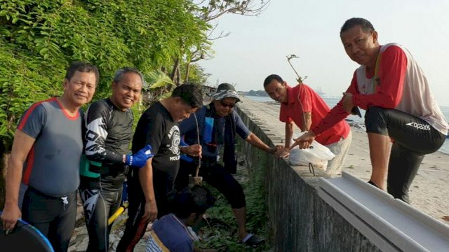 Hijaukan Pulau, Komunitas Ini Tanam Pohon di Pulau Gusung Tallang