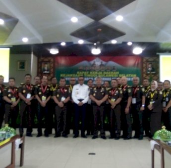 Nurdin Abdullah Apresiasi Kejati Sulsel