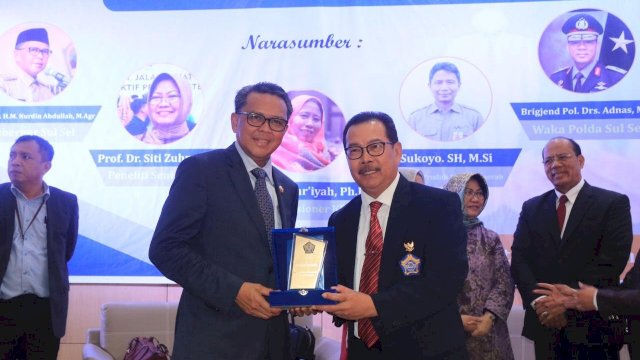 Jadi Narsum di Seminar Nasional UNIB, NA Paparkan Kesuksesan 10 Tahun Pimpin Bantaeng