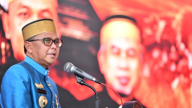 Gubernur Sulsel Prof. Nurdin Abdullah, memberikan sambutan pada HUT Ke-765 Kabupaten Bantaeng, Sabtu (07/12/2019).
