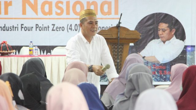 Deng Ical Tekankan Pentingnya Teknologi dan Liretasi Untuk Tenaga Kesehatan