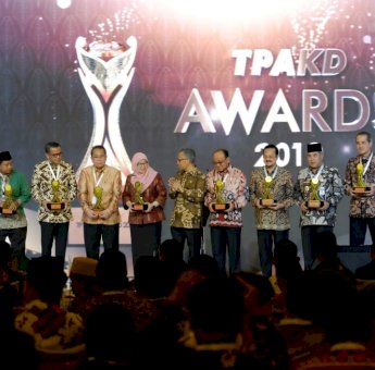 Sulsel Raih Penghargaan Provinsi Program Fasilitasi Akses Keuangan Pola Kemitraan Terbaik