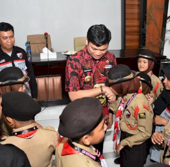 Adnan Kio Pantau Langsung Aksi Donor Darah