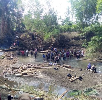 Antisipasi Air Sungai Meluap, Ini yang Dilakukan Pemerintah dan Masyarakat Donri-donri Soppeng