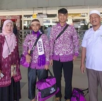 Pesantren Alam Indonesia Berangkatkan Umroh Santri Berprestasi