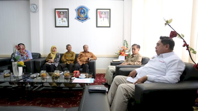 Pemprov Sulsel Minta Pemda Fasilitasi Siswa yang Kesulitan Masuk Perguruan Tinggi