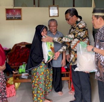Nurdin Abdullah Kunjungi Warga Sulsel yang Terdampak Banjir di Jakarta