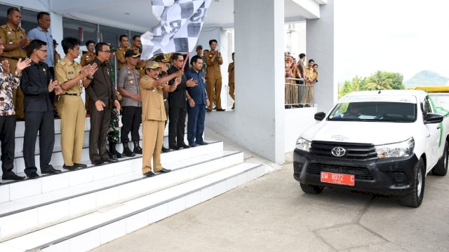 Enam Desa di Soppeng Gelar Pilkades Serentak, Andi Kaswadi Lepas Logistik