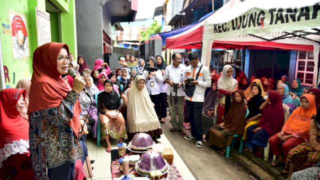 PKK Sulsel Gelar Bakti Sosial Bagi Ratusan Wanita Nelayan Patingalloang Makassar