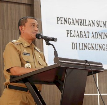 Amran Mahmud Lantik 152 Pejabat Lingkup Pemkab Wajo