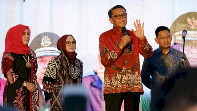 Hadiri Natal Oikimene, Nurdin Abdullah Bicara Progres Infrastruktur Sulsel