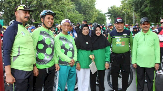 Deng Ical Ikut Meriahkan Gowes Harla NU Makassar Ke-94