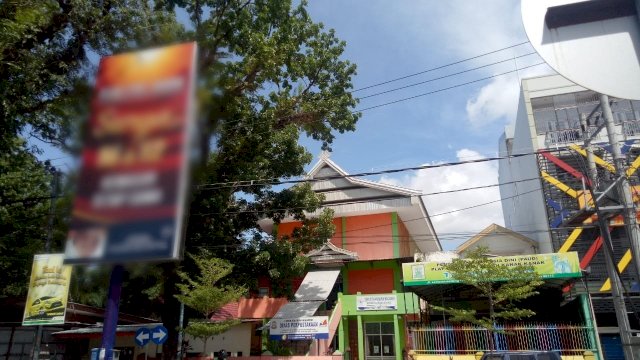 Tampak Depan Perpustakaan Daerah Kota Makassar, Jl. Lamaddukelleng, Rabu (29/01/2020).