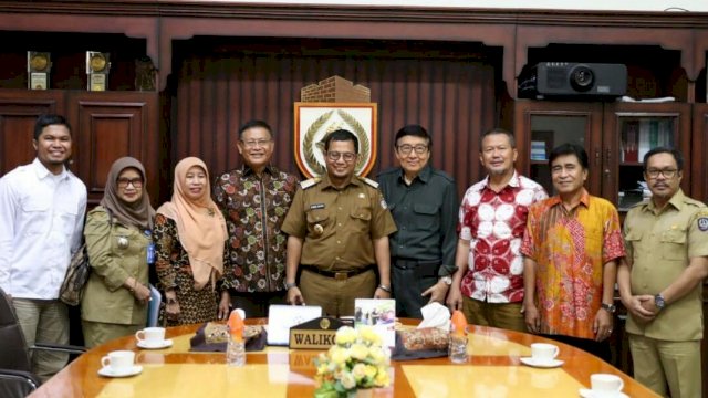 FKG Unhas akan Gelar Simposium Internasional, Panpel Audiensi Ke Walikota Makassar dan Rektor Unhas