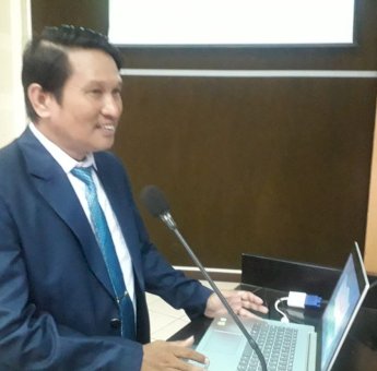 Muhammad Imran Dosen Fisip UIT Raih Gelar Doktor UNM