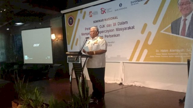 Gubernur Sultra Ali Mazi, memberikan sambutan saat Seminar Nasional Lembaga Penjamin Simpanan, Kamis (27/02/2020).