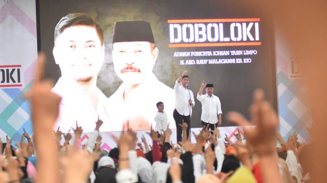 Deklatasi Pasangan Calon Bupati dan Wakil Bupati Gowa, Adnan Purichta Ichsan dan Abdul Rauf Malaganni, di Gedung Haji Bate Jalan Tumanurung, Sungguminasa Gowa, Sabtu (15/02/2020).