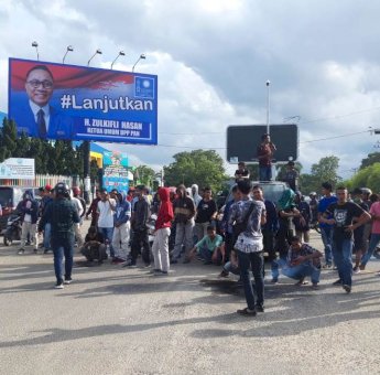 Diduga Terlibat Korupsi, Gerakan Masyarakat Sultra Tolak Kedatangan Zulkifli Hasan di Kendari