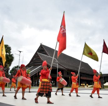 Prosesi Pergantian Jaga Lestarikan Budaya Gowa