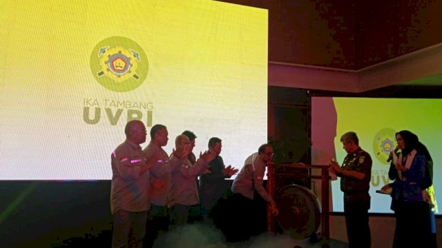 Di Seminar Nasional Pertambangan, Kajati Sulsel Tekankan Penegakan Hukum