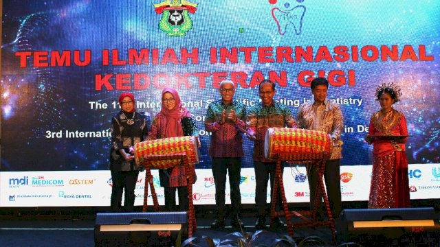 FKG Unhas Gelar Temu Ilmiah Internasional ke-11 dan Konferensi Internasional ke-3