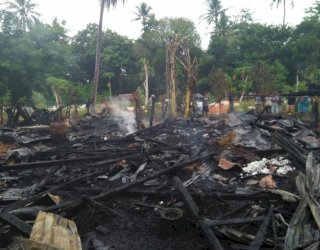 Kebakaran di Kampung Tekoe Soppeng Hanguskan Rumah, Dua Motor dan Satu Unit Mobil