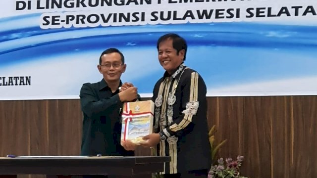 Laporan Keuangan Rampung, Bupati Soppeng Andi Kaswadi Serahkan Ke BPK