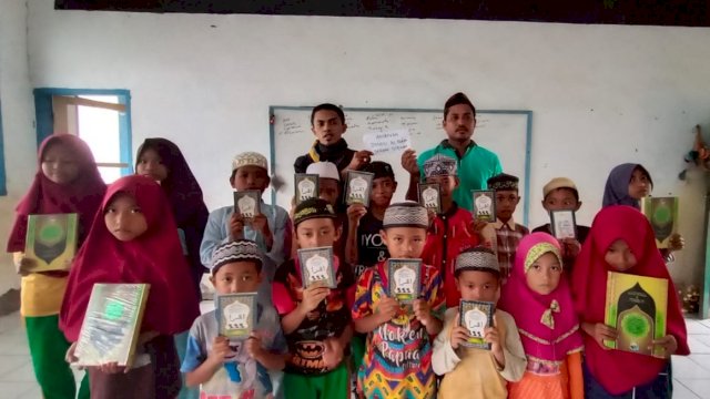 Tim Peduli Pendidikan Al-Qur’an Kunjungi TPA di Pedalaman Maros