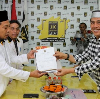 Malam Nanti, PKS Akan Serahkan Rekomendasi ke Deng Ical