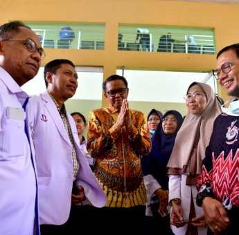 Gubernur Sulsel Nurdin Abdullah Ingatkan Warga Jangan Panik Hadapi Virus Corona