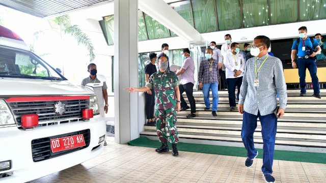 Gubernur Hadiri Rakor Gugus Tugas Percepatan Penanganan Covid-19 Sulsel