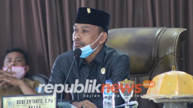 Ketua DPRD Buton Tengah, Bobi Ertanto. (Foto: Dzabur Al-Butuni).