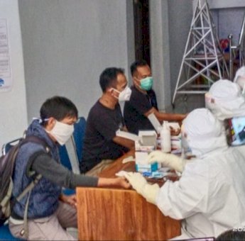 Cegah Penyebaran Covid-19, Diskominfo Sultra Periksa Kesehatan 50 Wartawan