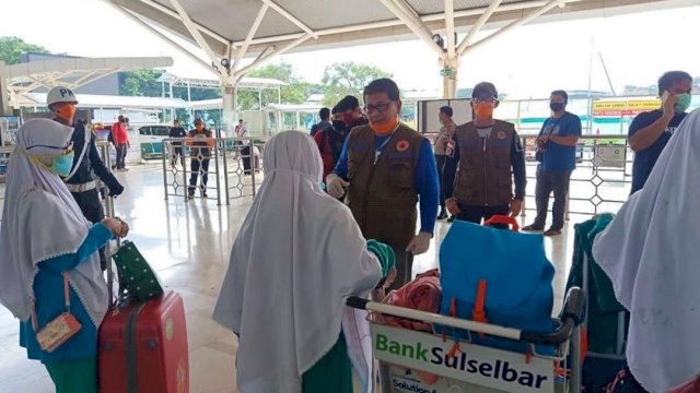 Usai Jalani Pemeriksaan, Ratusan Santri Gontor Jatim Dipulangkan ke Sulsel