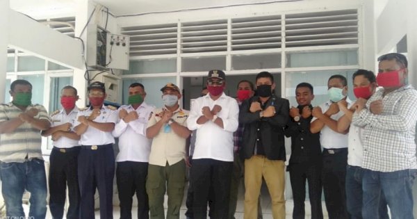 Laskar Samurai Sangia Wambulu Bagikan Masker Gratis