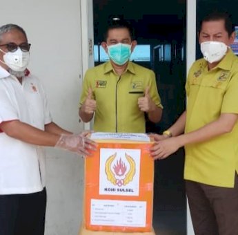 Tiga RS Terima Bantuan APD Dari Koni Sulsel