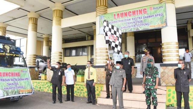 Bupati Andi Kaswadi Launching Pendistribusian Rastra Kabupaten Soppeng