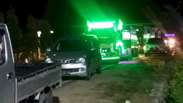 Pos Pembatasan Bepergian, Mudik di Marioriawa Didominasi Kendaraan Pengangkut Gabah
