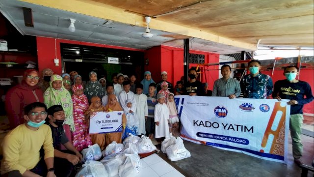 Program Ramadhan BRIman, YBM BRI Kanwil Makassar Salurkan Bantuan Kepada Masyarakat