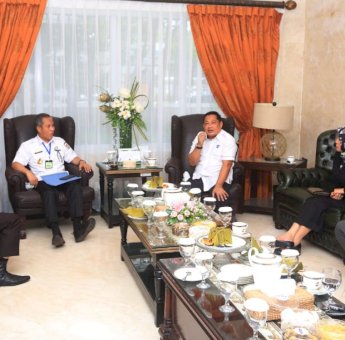 Prof Yusran Minta PDAM Makassar Maksimalkan Pelayanan Air Bersih