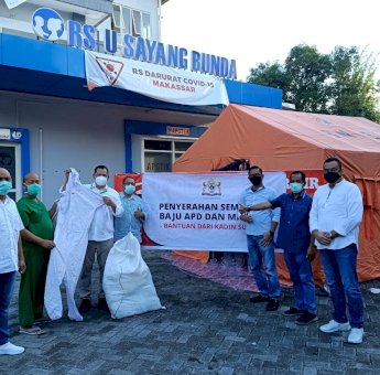 Kadin Sulsel Beri Bantuan APD untuk Tenaga Medis dan Sembako Bagi Warga Terdampak Covid-19