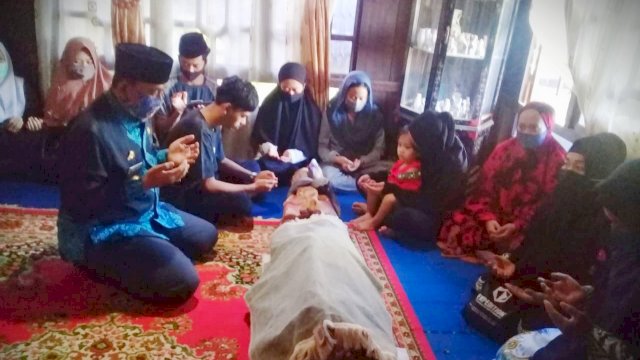 Mantan Camat Kera Meninggal Dunia, Bupati Wajo Sampaikan Belasungkawa