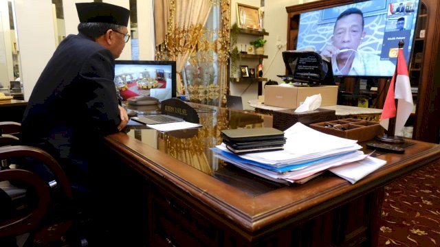 Hardiknas, Nurdin Abdullah Telekonferensi Bersama Stakeholder Bahas Belajar Dari Covid-19