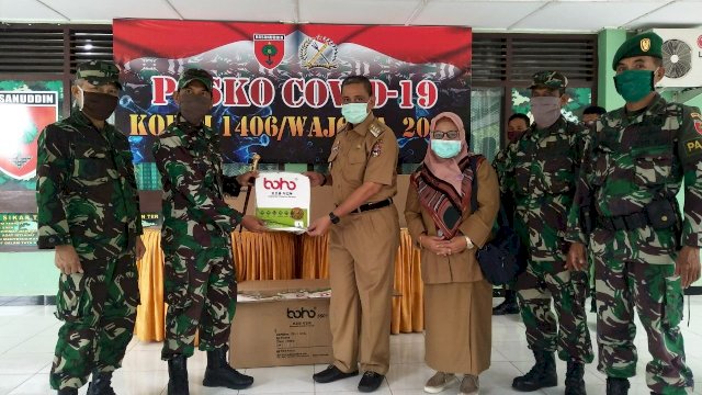 Bupati Wajo Terima Bantuan APD Dari Kodim 1406